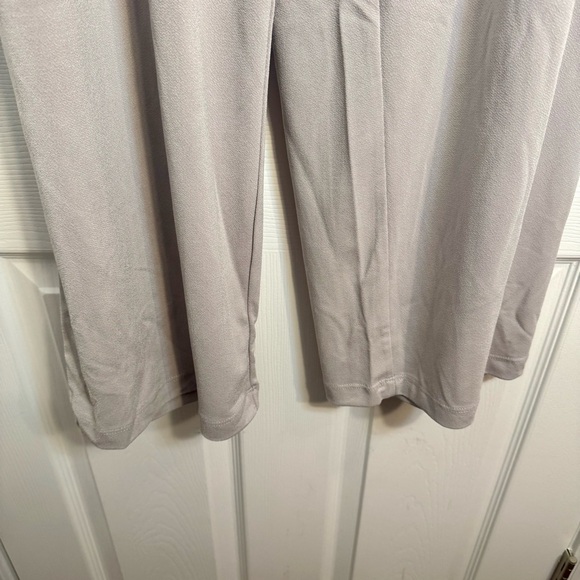NWOT. SIMONTON SAYS 2X light beige pants with elastic waist band. Pull On Pants - Picture 4 of 9